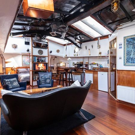 Anna Houseboat Hotel Амстердам Екстериор снимка