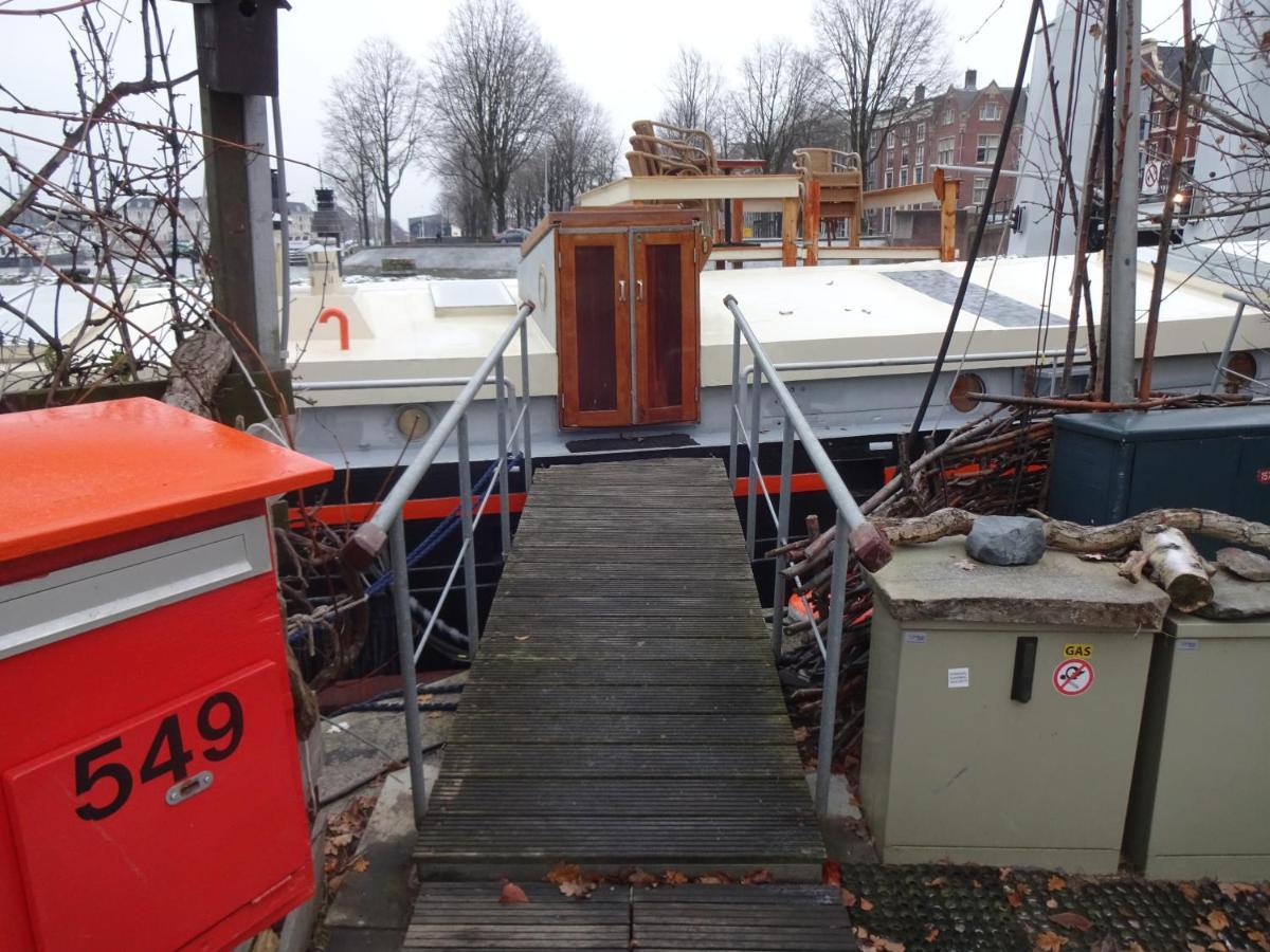 Anna Houseboat Hotel Амстердам Екстериор снимка